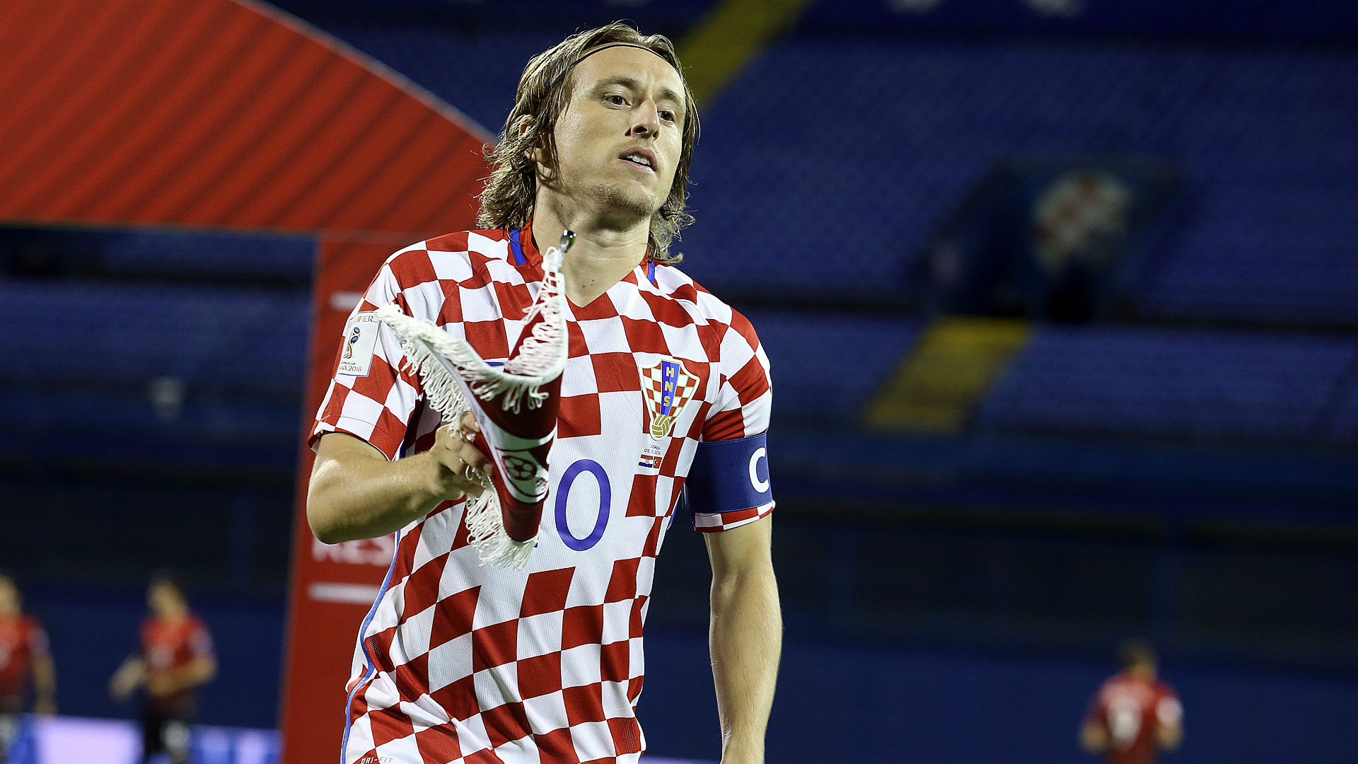 诱惑力拉满！巴乙铁腰情愿自掏70万解约，也要加盟一家中超球队